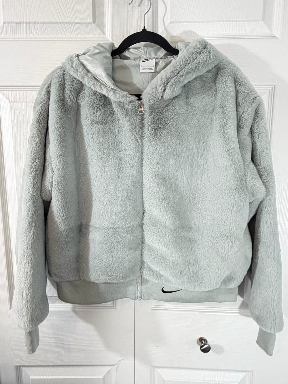 Nike Sportswear Essentials Faux Fur Jacket Grey Haze Women’s M NWT